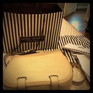 Henri bendel crossbody bag